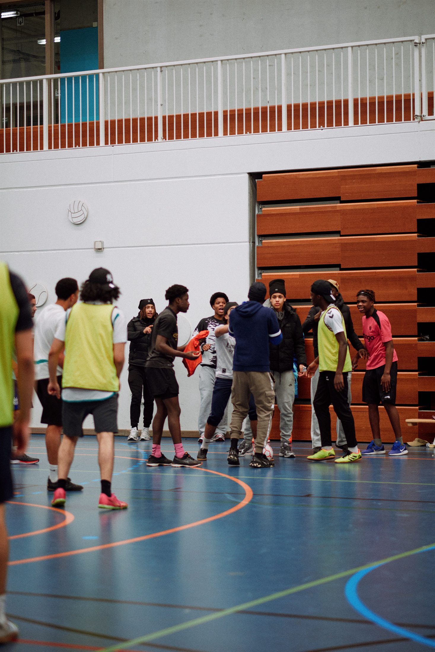 Jongeren tijdens een sportactiviteit van Crescent Youth